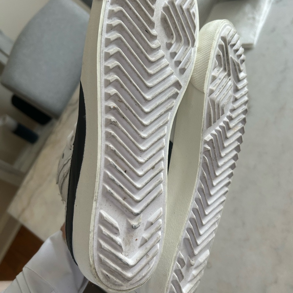 Nike White and Black High-Top Sneakers - Picture 3 of 5